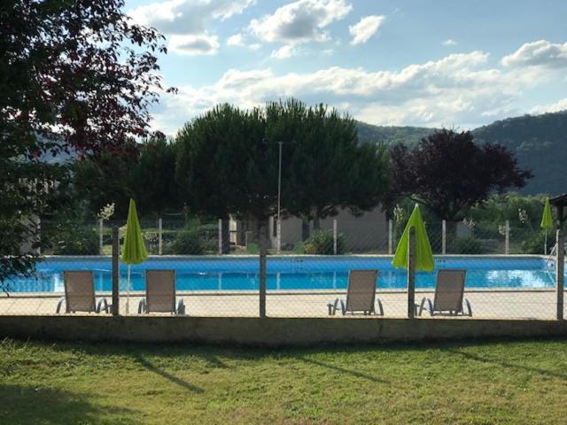 Camping Le Mondou Hotel Saint-Julien-de-Lampon ภายนอก รูปภาพ